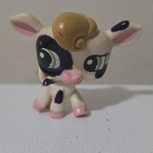 Littlest Pet Shop (LPS) #1457 Cow figure.